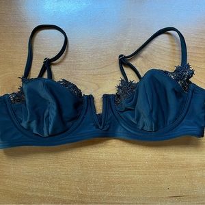 Black Embroidered Floral Lace Underwire Bikini Top
